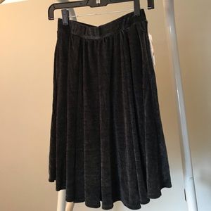 NWT grey velvet LuLaRoe Madison skirt XS